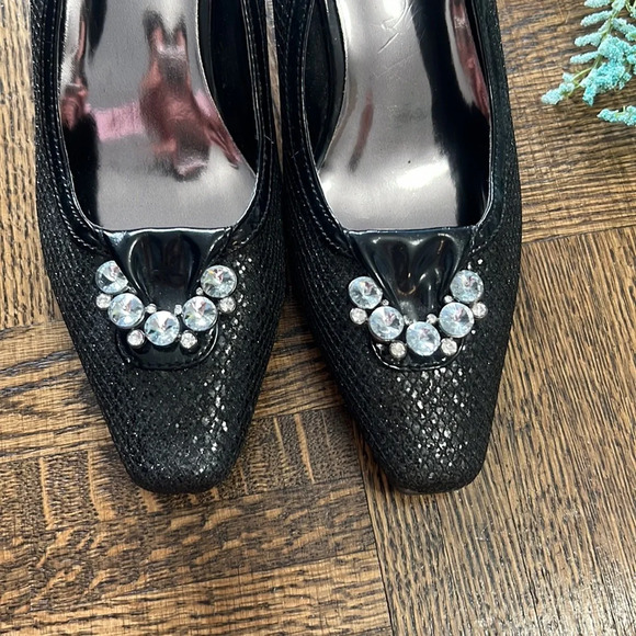 PIERRE DUMAS Black heels - Picture 2 of 5